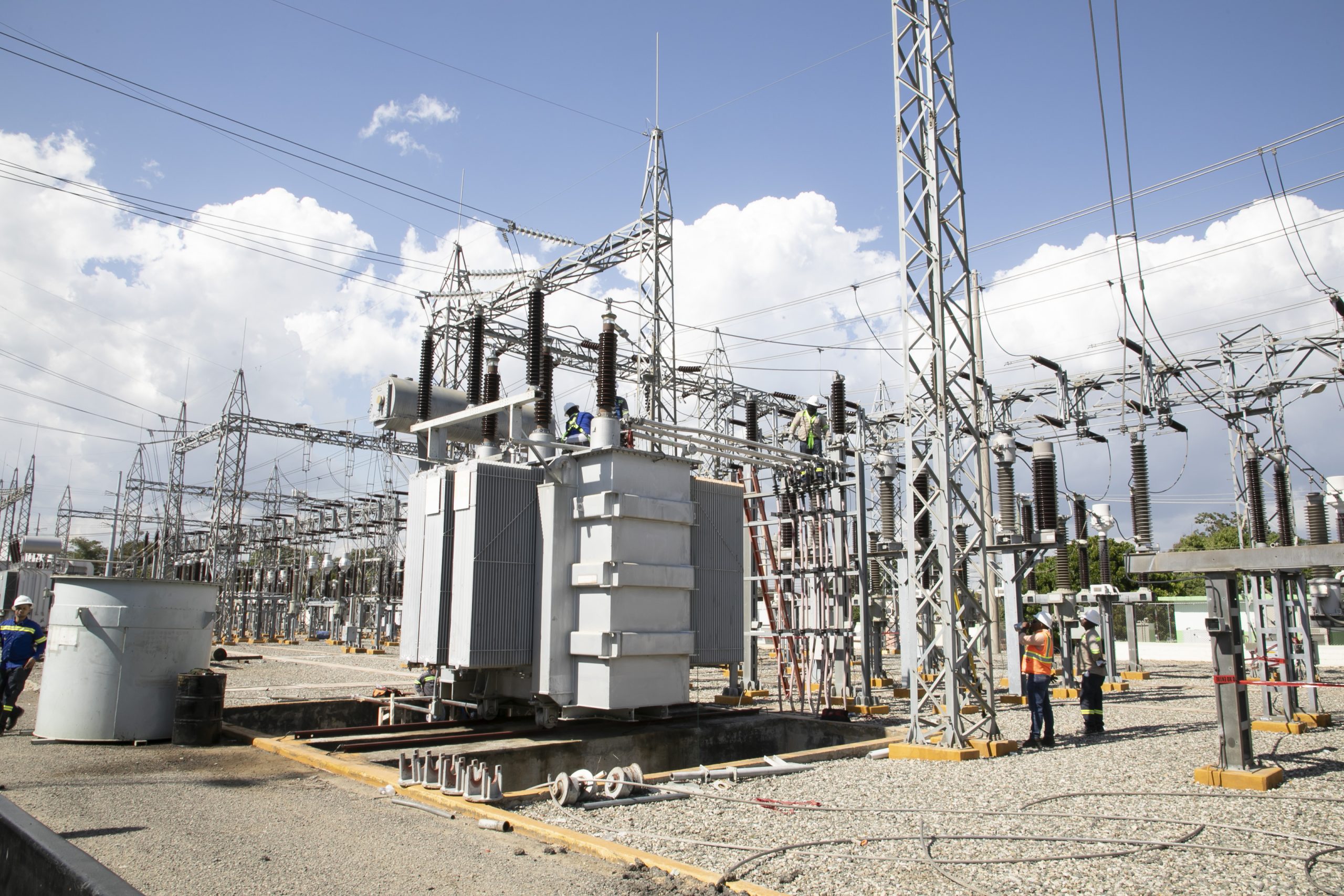 EDEESTE recibirá este año12 transformadores de potencia para fortalecer su infraestructura eléctrica