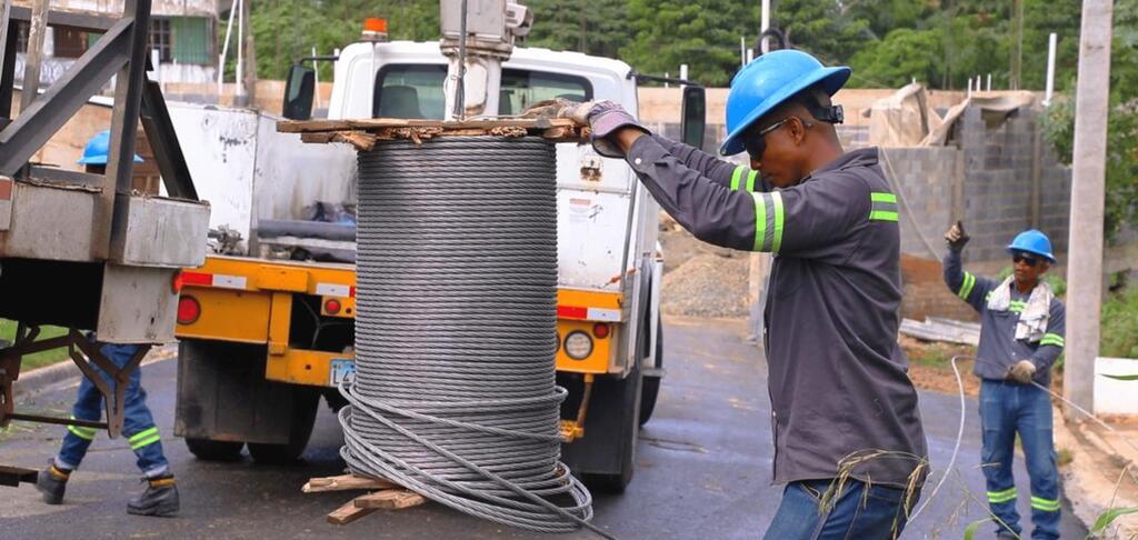 EDEEste Desarrolla Mini Proyecto Eléctrico en Sabana Perdida para Mejorar Calidad de Vida e Incorporar Clientes