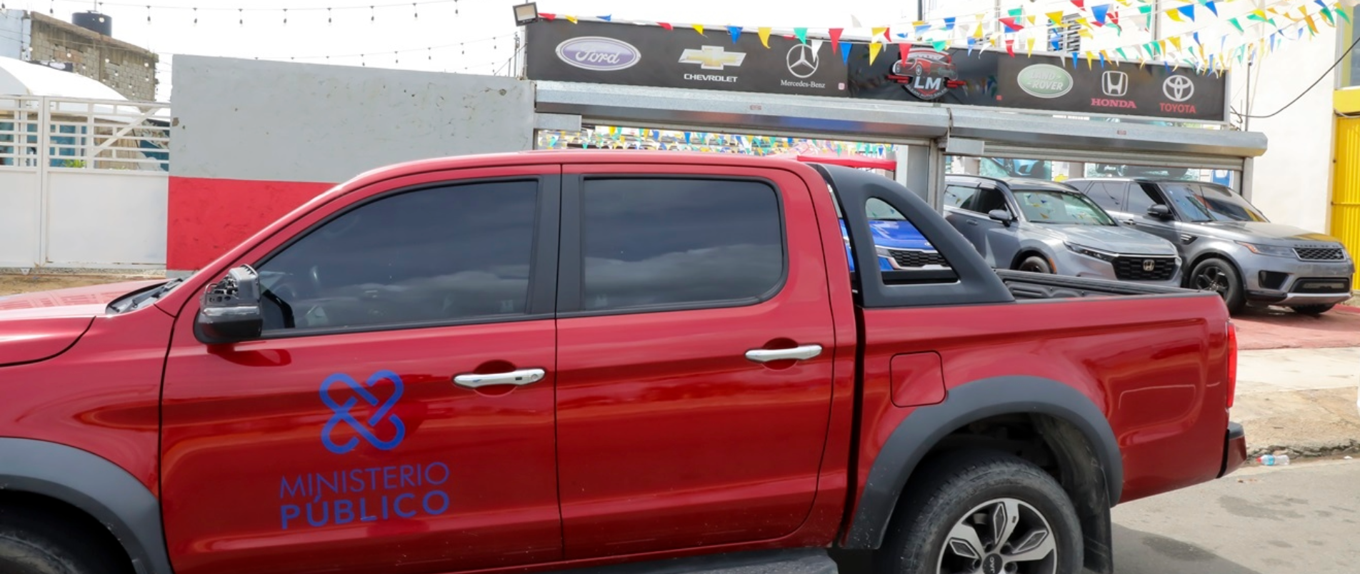 Pgase y Edeeste desmantelan múltiples conexiones ilegales en comercios de la avenida Ecológica