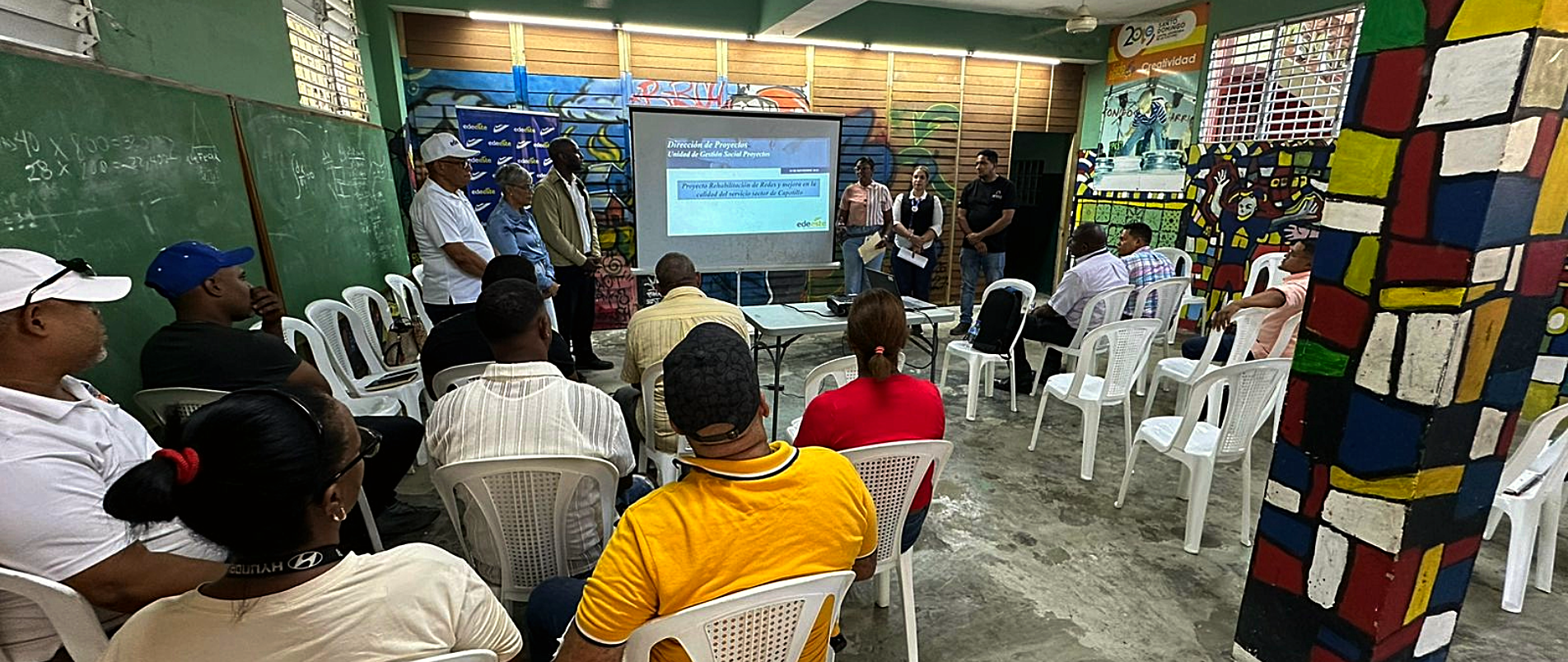 Edeeste recorre sector Capotillo previo a trabajos de rehabilitación de redes y fortalece relaciones con comunitarios