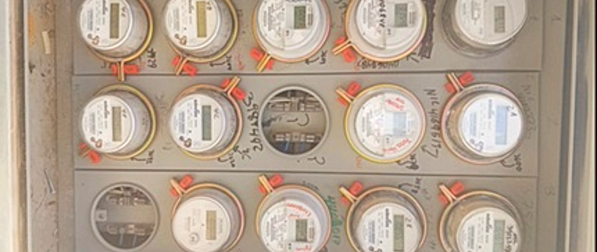 Edeeste interviene y desmantela conexiones irregulares en residencial en Higüey con altos niveles de pérdidas