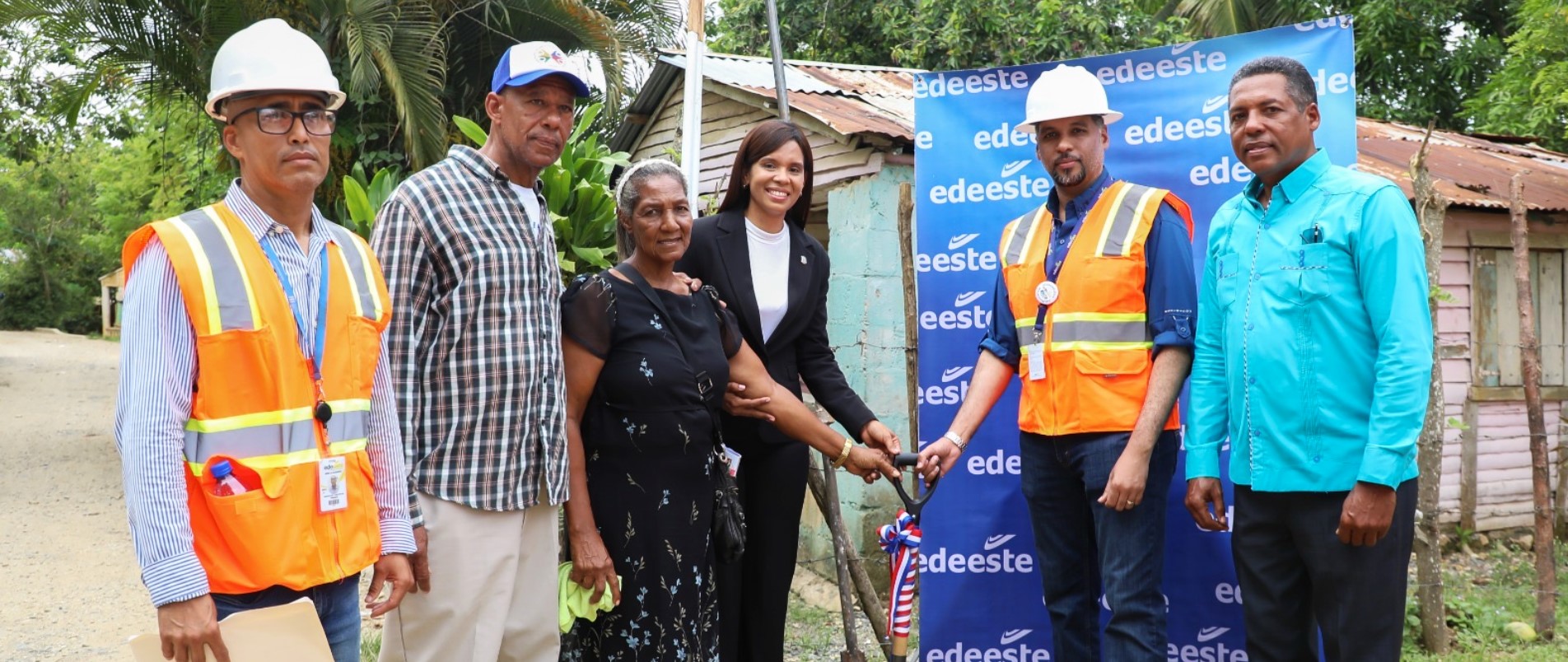 Edeeste inicia trabajos del Proyecto de Rehabilitación de Redes en el sector Licey de Villa Mella