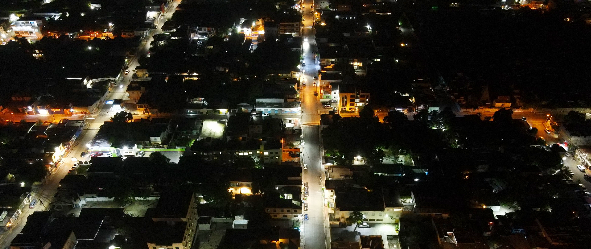 Edeeste invirtió más de RD$2 millones en modernización de luminarias en el centro de La Romana