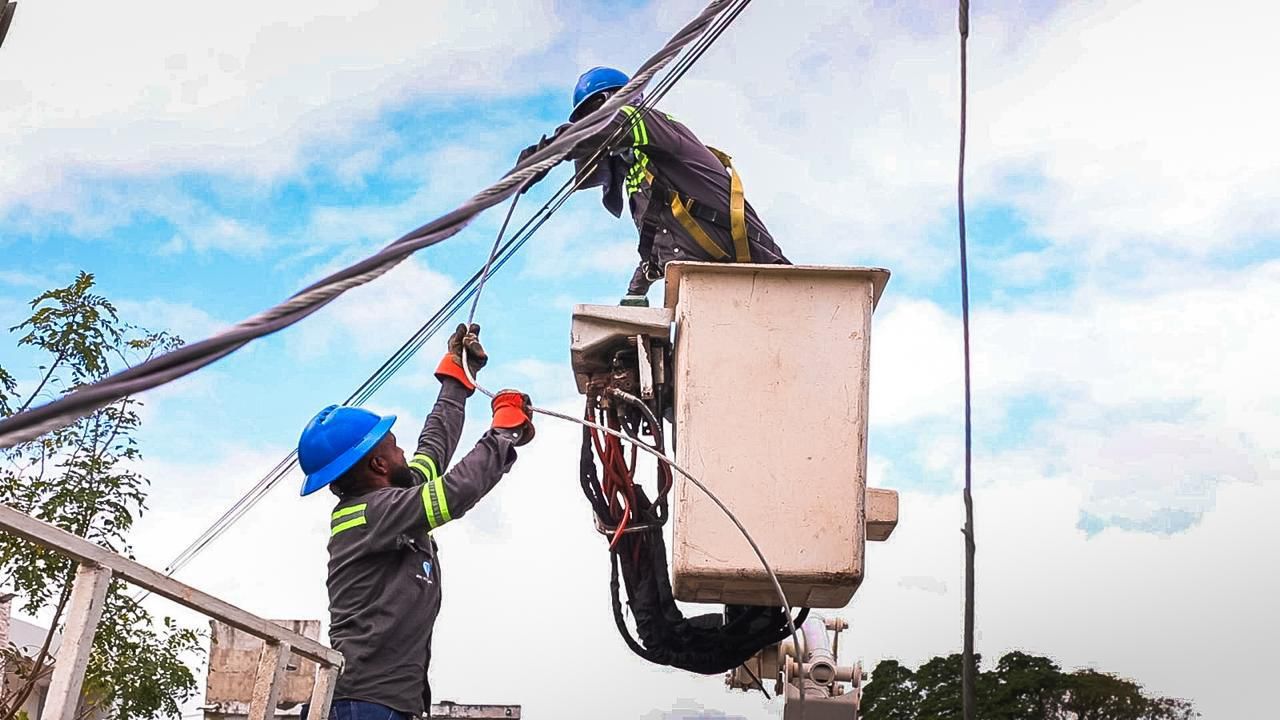EDEESTE informa sobre acciones para mejorar el servicio eléctrico en los sectores Brisas del Este, Los Frailes y aledaños