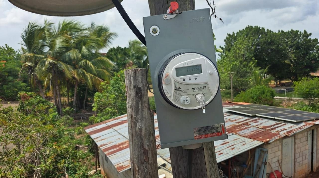 EDEEste inicia despliegue de 145 mil medidores inteligentes para modernizar la gestión del servicio eléctrico